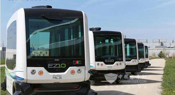 法國(guó)無(wú)人駕駛公交車EZ10正式投入運(yùn)營(yíng)