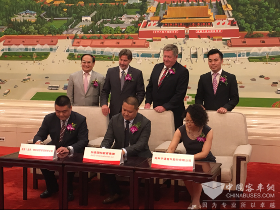 受高端市場(chǎng)偏愛 宇通成加拿大國際學(xué)校采購唯一指定校車