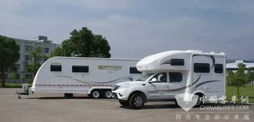中國銀行江西分行領(lǐng)導(dǎo)蒞臨安源客車