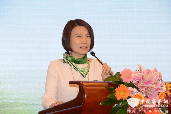 　聯(lián)合國城市可持續(xù)發(fā)展宣傳大使，格力電器董事長、總裁董明珠