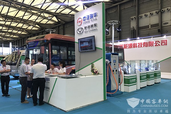 BUS EXPO 2017上?？蛙囌箌中汽瑞華展臺