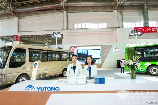 “雙配置+負排放”！宇通10.5米氫燃料電池客車新品全球首發(fā)