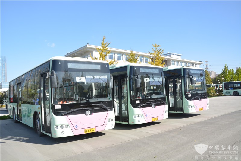 實(shí)拍北京大興運(yùn)營的中車電動(dòng)公交