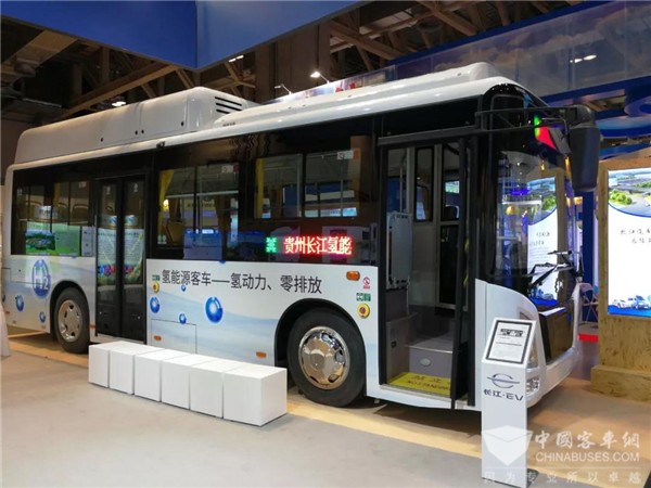 深耕氫能技術(shù)，長江氫燃料電池公交車爭(zhēng)做“先頭部隊(duì)”