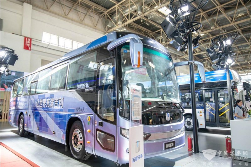 吉利遠(yuǎn)程純電動(dòng)城間客車(chē)C11