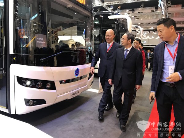 “中國智造”驚艷歐洲 金旅四款“拳頭”車型亮劍比利時(shí)
