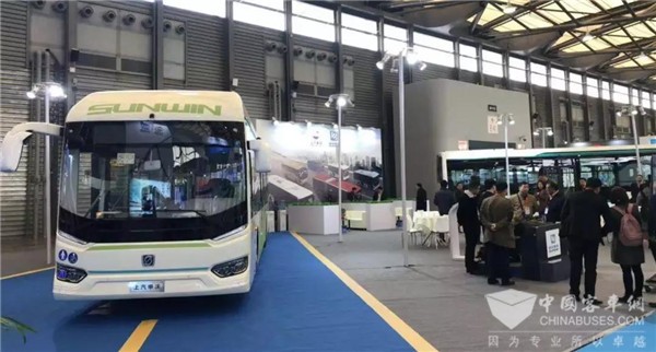充電10分鐘，續(xù)航200KM！申沃?jǐn)y兩款智能快充式電動城市客車亮相上海車展