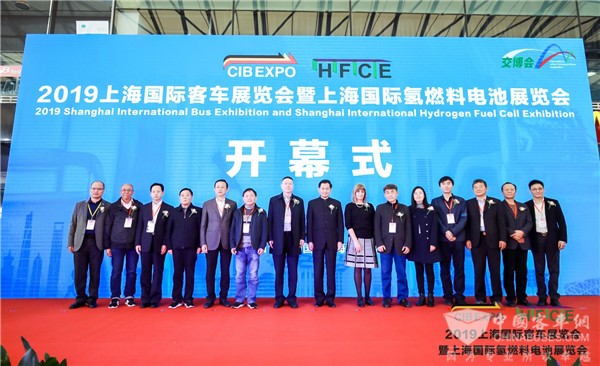科技賦能智慧公交，創(chuàng)新引領(lǐng)未來出行——CIB EXPO 2019火爆開展