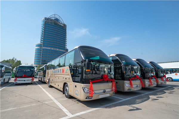 宇通豪華旅游客車(chē)再次批量交付青海