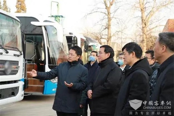 中國石化董事長張玉卓一行赴億華通調(diào)研 強(qiáng)調(diào)將整合力量共推氫能產(chǎn)業(yè)