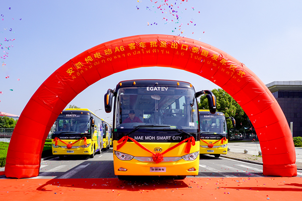 開啟嶄新市場(chǎng)服務(wù)之旅 安凱A6純電動(dòng)客車批量出口泰國(guó)