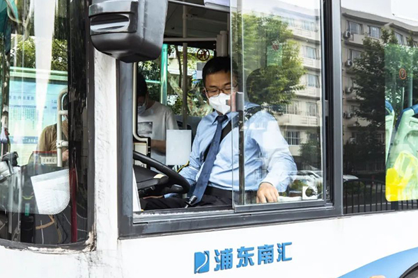 如何在夏季多變惡劣的天氣下安全行車？您值得關(guān)注