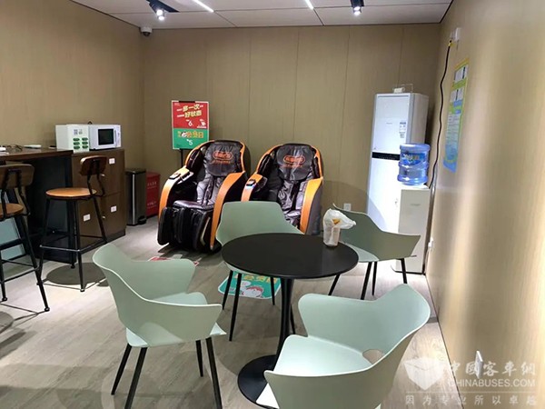 停運(yùn)風(fēng)波 城市公共交通 健康可持續(xù)發(fā)展 若干意見