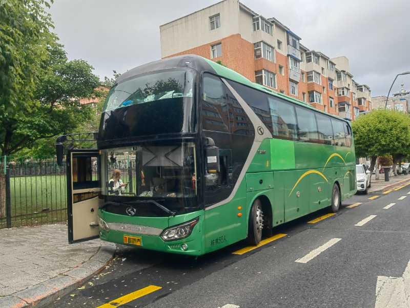 2016年上牌每年5千帶省際牌全國飛東北配55座大金龍6119營運(yùn)車