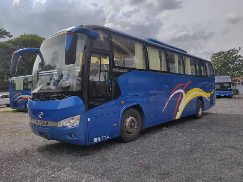 2015年8月上牌國(guó)四51座海格6112旅游車(chē)