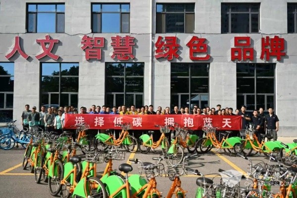 選擇低碳 擁抱藍(lán)天 太原公交共建清潔美麗城市