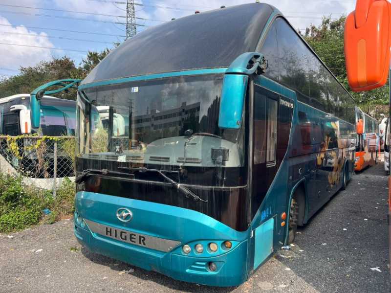 2015年上牌12米49座帶衛(wèi)生間海格氣囊中門旅游車