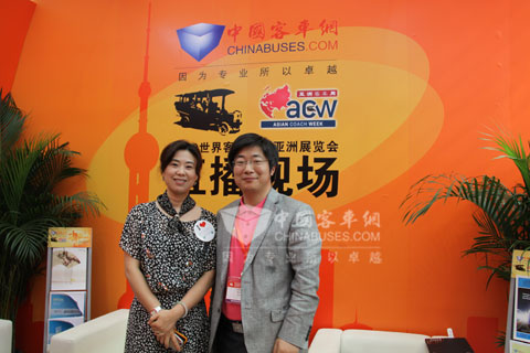 上海萬(wàn)耀企龍副總經(jīng)理胡宇紅做客客車網(wǎng)直播間