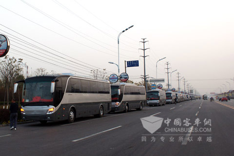 中通豪華客車批量奔赴廣東亞運(yùn)會(huì)