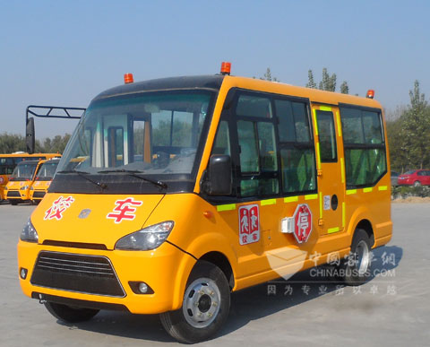 中通B照校車(chē)