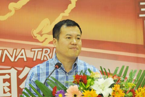 青年汽車(chē)集團(tuán)副總裁、金華青年汽車(chē)制造有限公司總裁鄭健