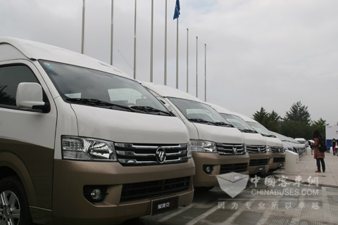 蒙派克S商務(wù)車