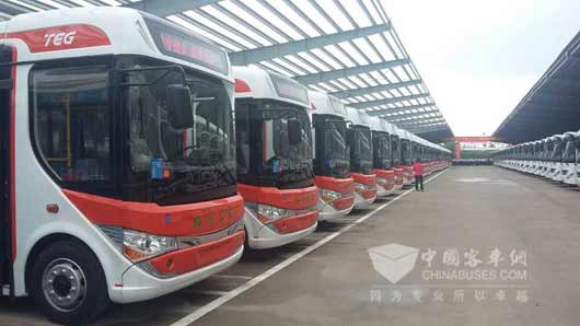 中車時代電動8米純電動客車服務(wù)梅州公交