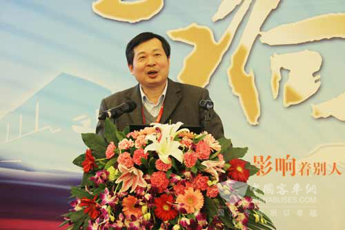 中國科學(xué)院物理研究所實(shí)驗(yàn)室研究員黃學(xué)杰