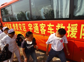 逆風(fēng)飛揚(yáng) 宇通迎來(lái)發(fā)展新高度——2008宇通集團(tuán)年銷(xiāo)售額突破140億元