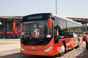 2010上?？蛙囌?-中通參評車型