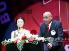頒獎(jiǎng)典禮主持人胡宇紅女士、馬克先生