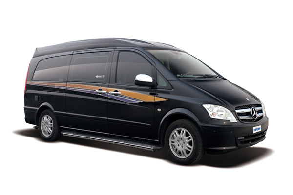宇通ZK5031XLJ2房車(chē)（汽油國(guó)四4-6座）