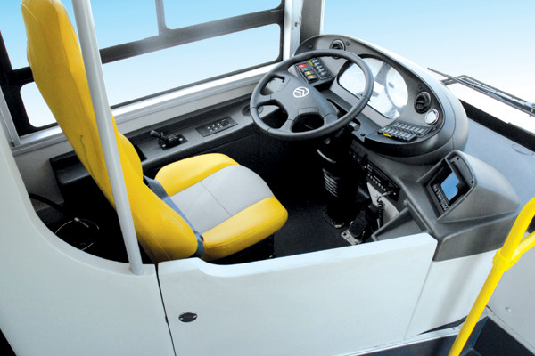 金旅XML6115JHEVA5CN公交車(chē)（天然氣/電混動(dòng)國(guó)五20-36座）