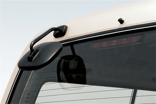 金旅XML6532JB8客車(chē)（柴油國(guó)四10-14座）