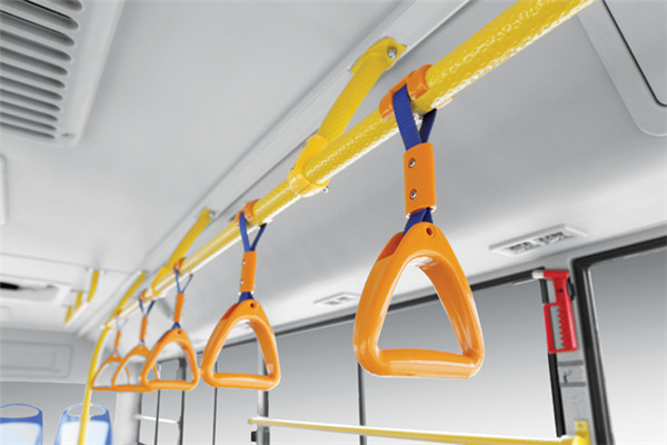 金旅XML6895J15CN公交車(chē)（天然氣國(guó)五17-35座）