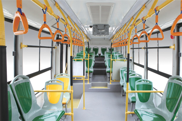 金旅XML6105JEV30C公交車(chē)（純電動(dòng)20-40座）