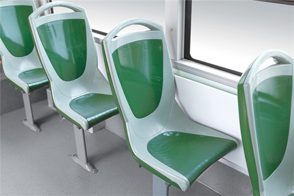金旅XML6105JEV30C公交車(chē)（純電動(dòng)20-40座）