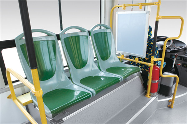 金旅XML6105JEVE0C公交車（純電動(dòng)20-36座）