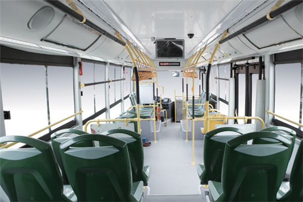 金旅XML6105JEVE0C公交車（純電動(dòng)20-36座）