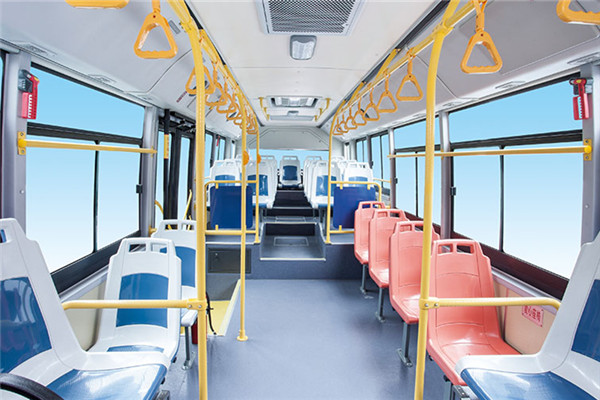金龍XMQ6802AGCHEVD51公交車（柴油/電混動(dòng)國五10-27座）