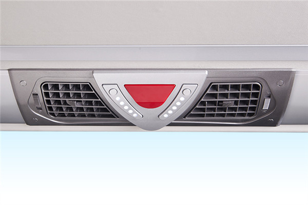 金龍XMQ6113AYN5D客車(chē)（天然氣國(guó)五24-63座）