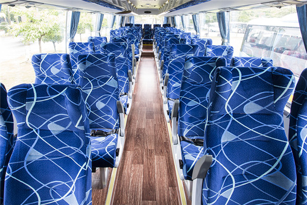 金龍XMQ6113BYBEVL4客車(chē)（純電動(dòng)24-64座）