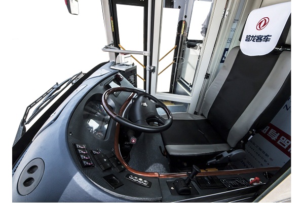 東風(fēng)超龍EQ6105CBEVT1公交車（純電動(dòng)20-41座）