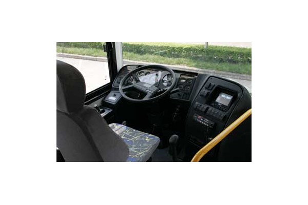 申沃SWB6850Q8公交車(chē)（天然氣國(guó)五10-30座）