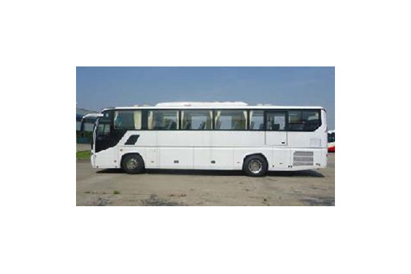 海格KLQ6105YAE51B客車（柴油國(guó)五24-46座）