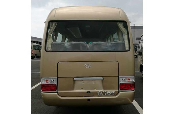 金龍XMQ6706AYD5D客車（柴油國(guó)五10-23座）