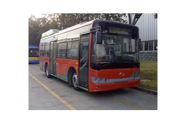 金龍XMQ6850AGCHEVD53公交車(chē)（柴油/電混動(dòng)國(guó)五10-30座）