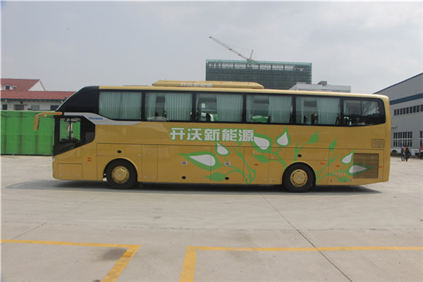 南京金龍NJL6125YA客車（柴油國(guó)五24-52座）