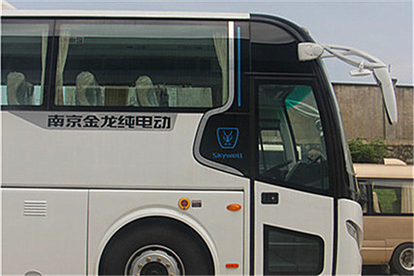 南京金龍NJL6117BEV4客車(chē)（純電動(dòng)24-53座）