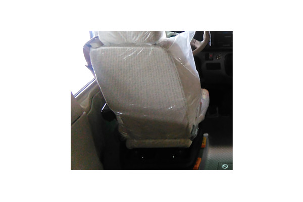 陸地方舟RQ6700XEVH18客車（純電動(dòng)24-26座）